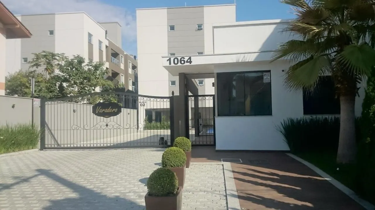 Residencial Varadero Bombinhas Apartment